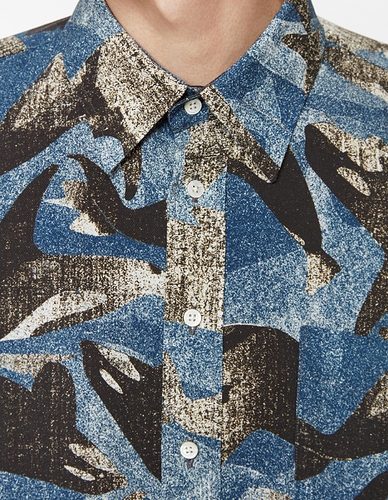 Shirt-Non-Binary-killer-Whale-Print_Black-and-Blue_001_876
