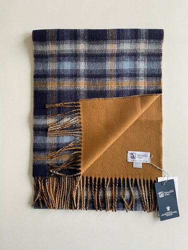 scarf-beige-blue