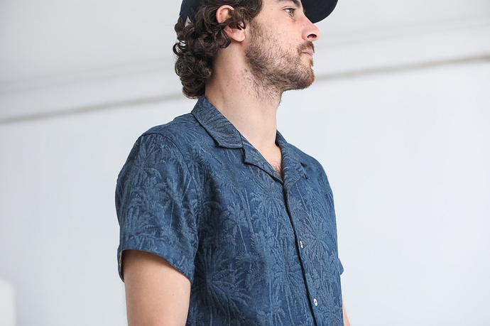 shirt_short_sleeves_palm_indigo-14_1400x_crop_center