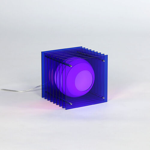 lampe-de-table-lop-small-square-bleu-bang_madeindesign_429787_original