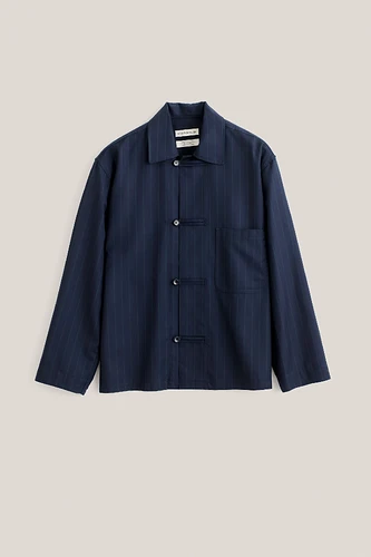AKINDOFGUISE_AW25_MATARA_OVERSHIRT_NAVY_DOUBLE_PINSTRIPE_0104.jpg