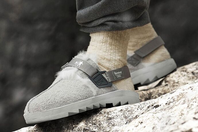 04-10-21_ENDxReebok_ReportedSightings_Features_White_EB04