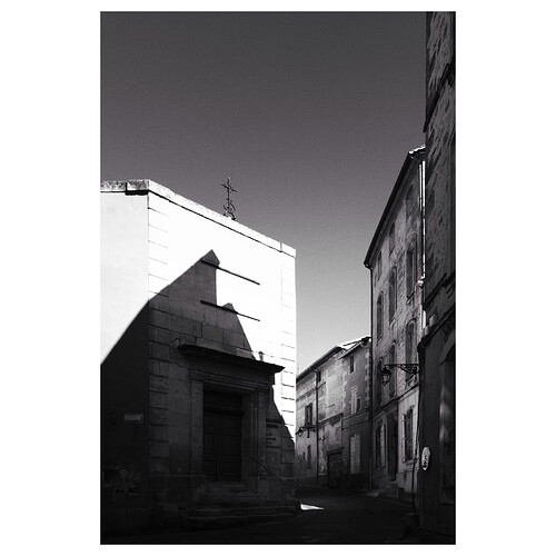 ISIMG-627175