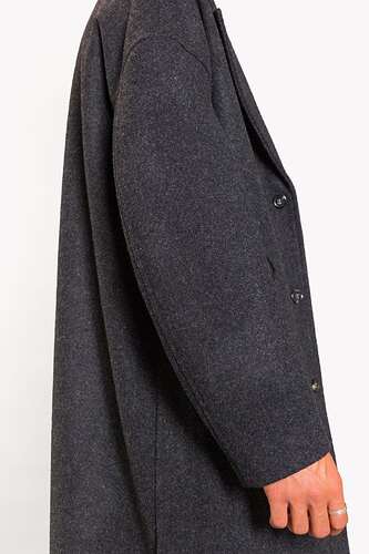 Coltesse_aw21_eshop_fente_030_ad1738e2-d21b-434b-ab97-d643fb20b540_1050x1575