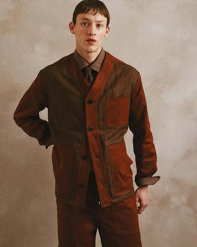 There’s comfort in layering earthy tones and rich textures, grounding us in nature’s own quiet sophistication. Our Orto Botanico collection reflects the spirit of the gentleman gardener - balanced and adaptable, with every detail crafte