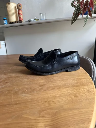 how-to-fix-these-second-hand-paraboots-v0-gs6yjjhwkztg1