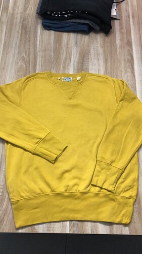 jaune