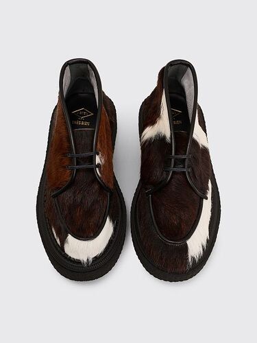 footwear_200903_052