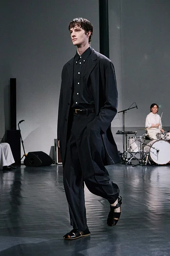 00004-lemaire-spring-2026-menswear-credit-gregoire-avenel
