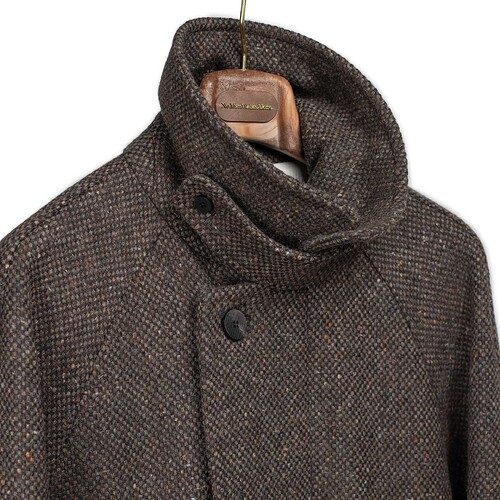 Document_Made_in_Korea_Fall_Winter_2025_FW25_Inverted_pleats_balmacaan_coat_in_brown_donegal_tweed_13_2048x