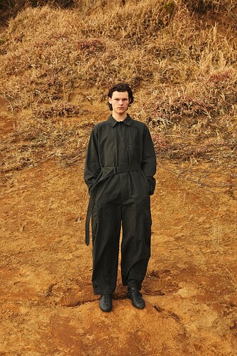 blurhms_25fw_look_hp43-1