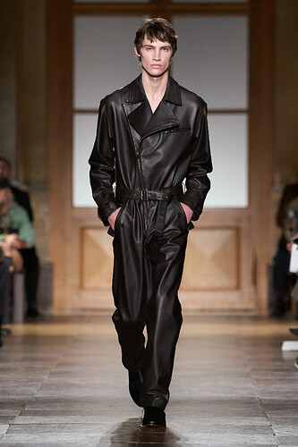 00005-hermes-fall-2026-menswear-credit-gorunway