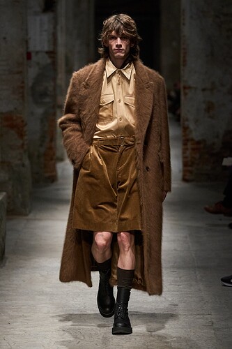 7c21bff738121df96f15af27e9572fbb_4747