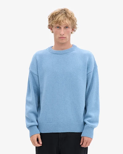 CS5088_Oversized-Merino-Wool-Crew_Seaside-Blue_Male_2