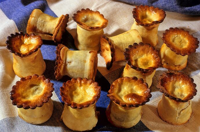 petits-pates-de-pezenas-herault-tourisme