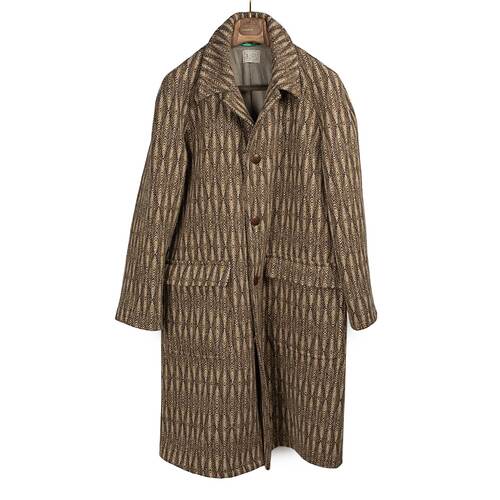 Wythe_New_York_Made_In_America_USA_Fall_Winter_2025_FW25_Balmacaan_coat_in_brown_and_cream_diamond_ombre_tweed_wool_10_2048x