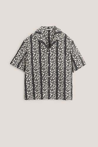 AKINDOFGUISE_SS26_SAMATA_SHIRT_EMBROIDERED_BED_OF_FLOWERS_7817