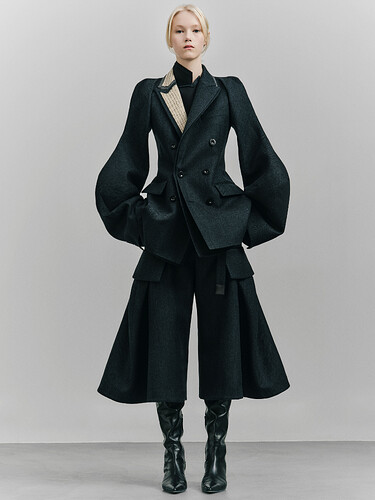 sacai-fall-2026-collection-the-impression-031